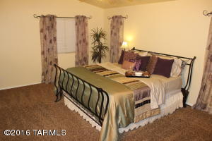 10113 E Axe Handle Ct, Tucson, AZ 85748 photo 17