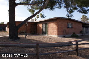 8942 E Kirkpatrick Cir, Tucson, AZ 85710 photo 7