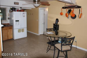8942 E Kirkpatrick Cir, Tucson, AZ 85710 photo 6