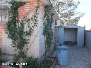 933 Edison St, Tucson, AZ 85719 photo 23