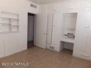 933 Edison St, Tucson, AZ 85719 photo 11