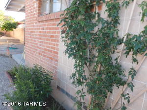 933 Edison St, Tucson, AZ 85719 photo 35