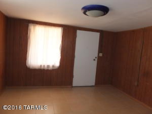933 Edison St, Tucson, AZ 85719 photo 24