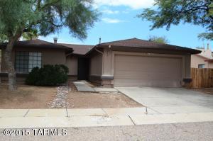 10061 E Watson Dr, Tucson, AZ 85730 photo 1
