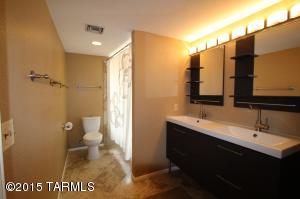 10061 E Watson Dr, Tucson, AZ 85730 photo 5