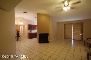 10061 E Watson Dr, Tucson, AZ 85730 photo 9