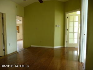 449 Elm St, Tucson, AZ 85705 photo 4