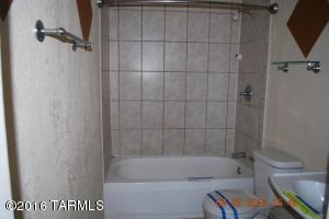 7206 E Freestone Dr, Tucson, AZ 85730 photo 4