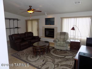 10261 E Hummingbird Meadow Way, Tucson, AZ 85747 photo 4