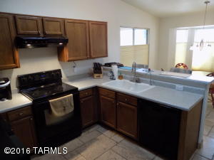 10261 E Hummingbird Meadow Way, Tucson, AZ 85747 photo 5