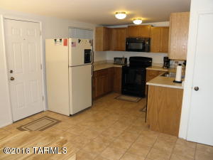 8141 E 3rd St E, Tucson, AZ 85710 photo 2
