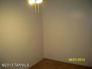 825 E Bantam Rd, Tucson, AZ 85706 photo 4