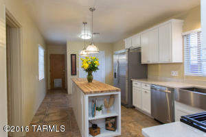 1701 E Spring St, Tucson, AZ 85719 photo 5