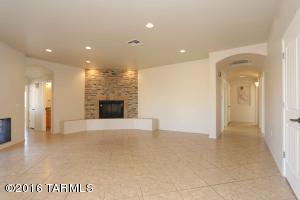 13730 S Galloping Dee Ct, Vail, AZ 85641 photo 8
