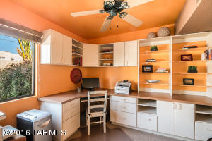 4401 E Caladium Pl, Tucson, AZ 85712 photo 8