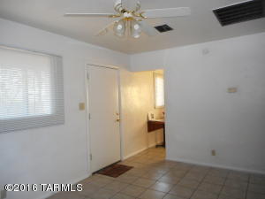 6013 E 30th St, Tucson, AZ 85711 photo 8