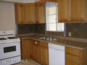 5602 E Cooper St, Tucson, AZ 85711 photo 13