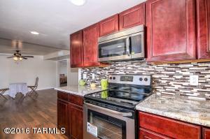 7461 E 33rd St, Tucson, AZ 85710 photo 7