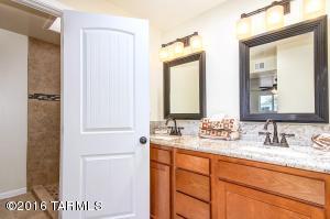 7461 E 33rd St, Tucson, AZ 85710 photo 23