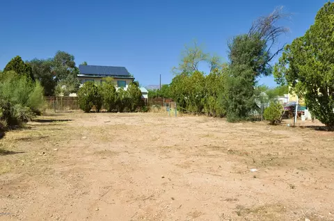 3207 E Milton Rd, Tucson, AZ 85706 photo 1
