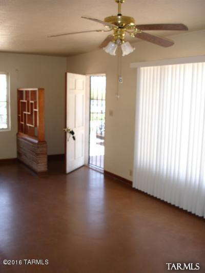 110 E Delta Rd, Tucson, AZ 85706 photo 2