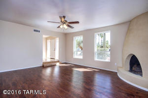 8441 E 3rd St, Tucson, AZ 85710 photo 6