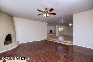 8441 E 3rd St, Tucson, AZ 85710 photo 4