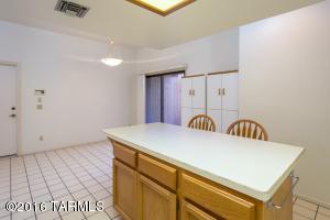 6830 E Via Vigna, Tucson, AZ 85750 photo 8