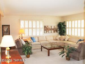 26 E Mediterranean Dr, Tucson, AZ 85704 photo 4