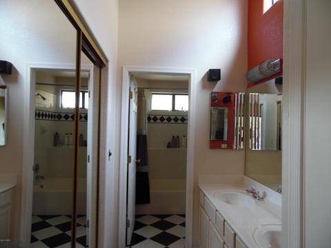 241 E Highcourte Ln, Tucson, AZ 85737 photo 18