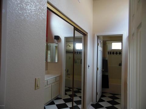 241 E Highcourte Ln, Tucson, AZ 85737 photo 17