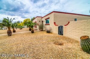 8401 E Albion Pl, Tucson, AZ 85715 photo 2