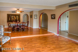 8401 E Albion Pl, Tucson, AZ 85715 photo 5