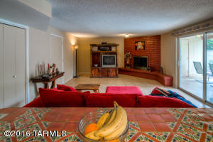 8401 E Albion Pl, Tucson, AZ 85715 photo 10
