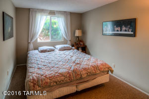 8401 E Albion Pl, Tucson, AZ 85715 photo 13