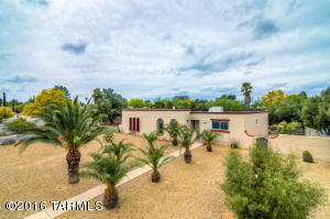 8401 E Albion Pl, Tucson, AZ 85715 photo 1