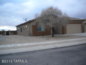 408 S Blue River Loop, Vail, AZ 85641 photo 2