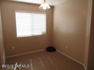 6613 E Ladonna Ln, Tucson, AZ 85756 photo 11