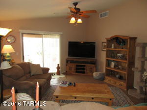 6613 E Ladonna Ln, Tucson, AZ 85756 photo 3