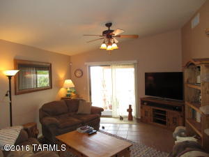 6613 E Ladonna Ln, Tucson, AZ 85756 photo 2