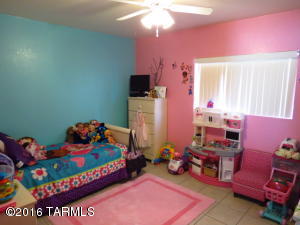 2612 E Knightsbridge Dr, Tucson, AZ 85706 photo 36