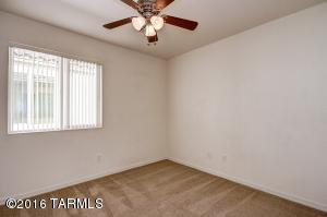 9683 E Belasco Loop, Tucson, AZ 85748 photo 15