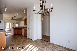 9683 E Belasco Loop, Tucson, AZ 85748 photo 5