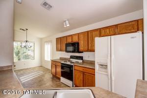 9683 E Belasco Loop, Tucson, AZ 85748 photo 10