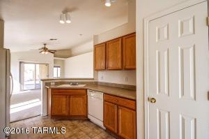 9683 E Belasco Loop, Tucson, AZ 85748 photo 7