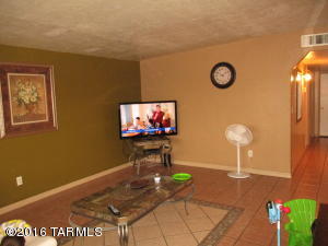 708 E Minorka Rd, Tucson, AZ 85706 photo 10