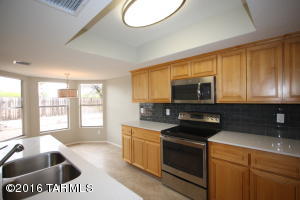 10000 Eugenia Dr, Tucson, AZ 85730 photo 1
