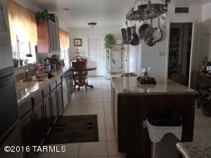 6452 E Brian Kent, Tucson, AZ 85710 photo 3
