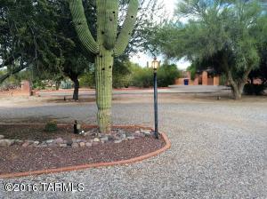 6452 E Brian Kent, Tucson, AZ 85710 photo 9
