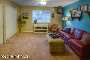 8024 E Gary Ct, Tucson, AZ 85715 photo 21